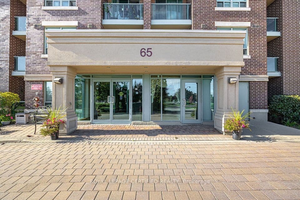65 Via Rosedale 106, Brampton, ON L6R 3N8 – photo 2
