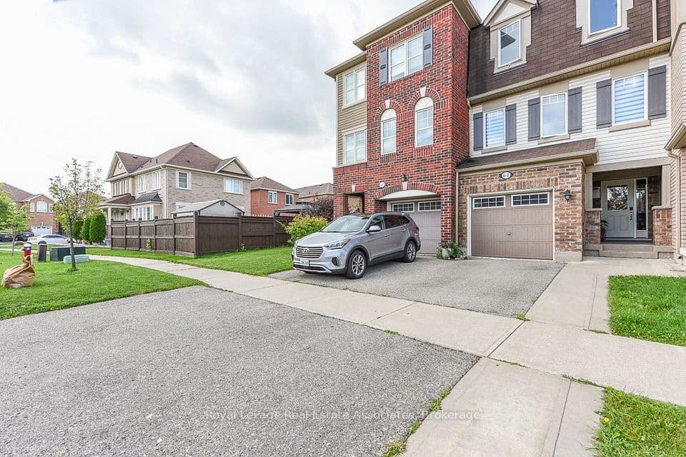 6 Ventura Avenue 2, Brampton, ON L6Y 4Y9 – photo 2