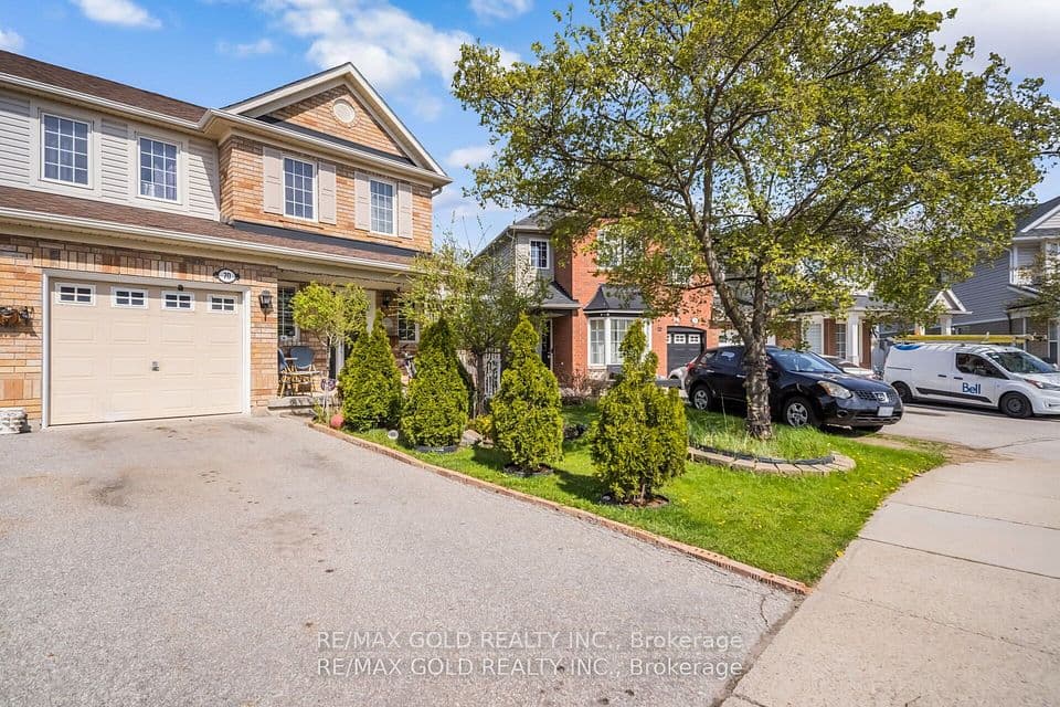 70 Sweetwood Circle, Brampton, ON L7A 2X7 – photo 3