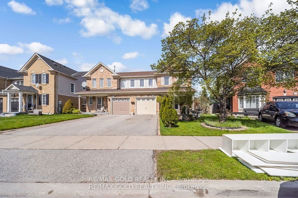 70 Sweetwood Circle, Brampton, ON L7A 2X7 – photo 2