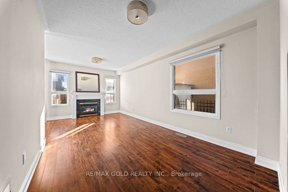 24 Alberta Terrace, Brampton, ON L6R 2H8 – photo 3