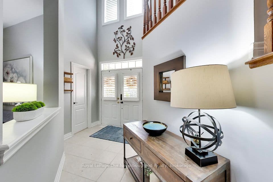 2324 Woodcrest Drive, Oakville, ON L6M 4C5 – photo 2