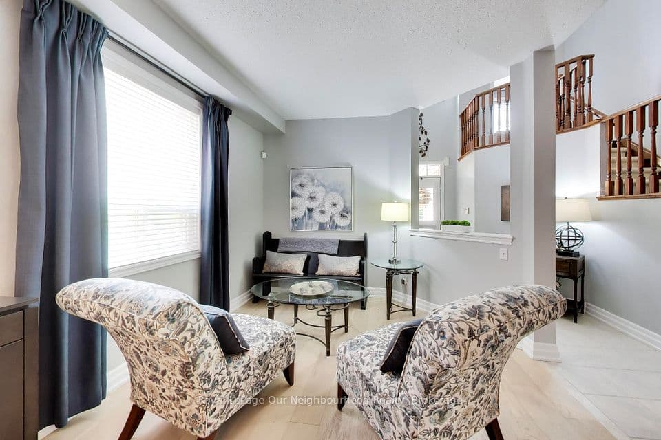 2324 Woodcrest Drive, Oakville, ON L6M 4C5 – photo 3