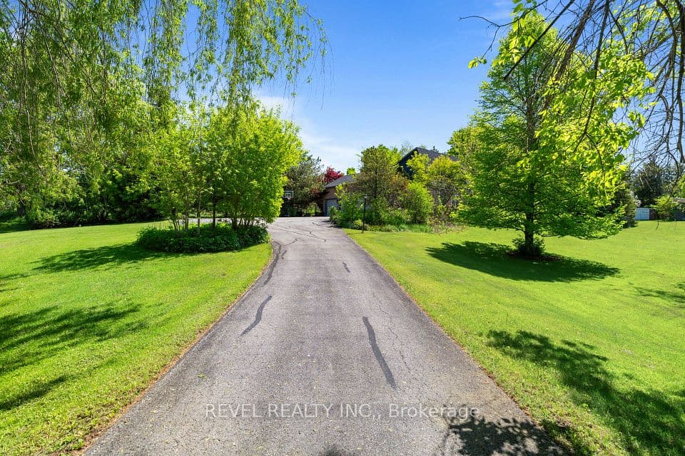 14227 Trafalgar Road, Halton Hills, ON N0B 1H0 – photo 3