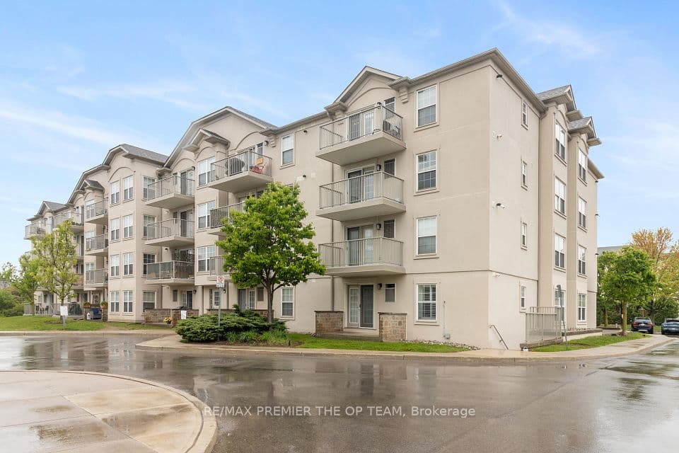 1440 Bishops Gate 404, Oakville, ON L6M 4M9 – main photo