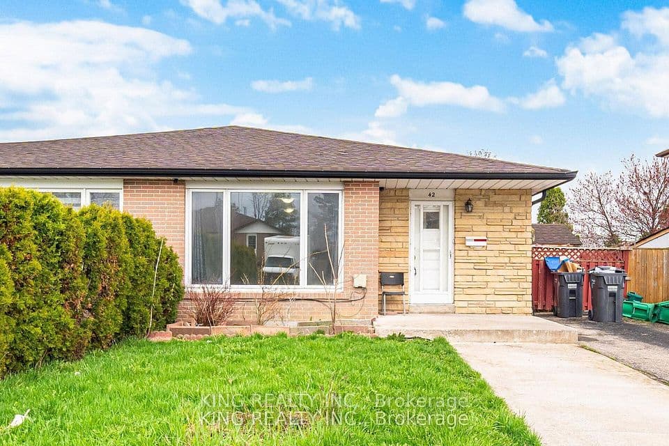 42 Flamingo Crescent, Brampton, ON L6T 2G5 – main photo