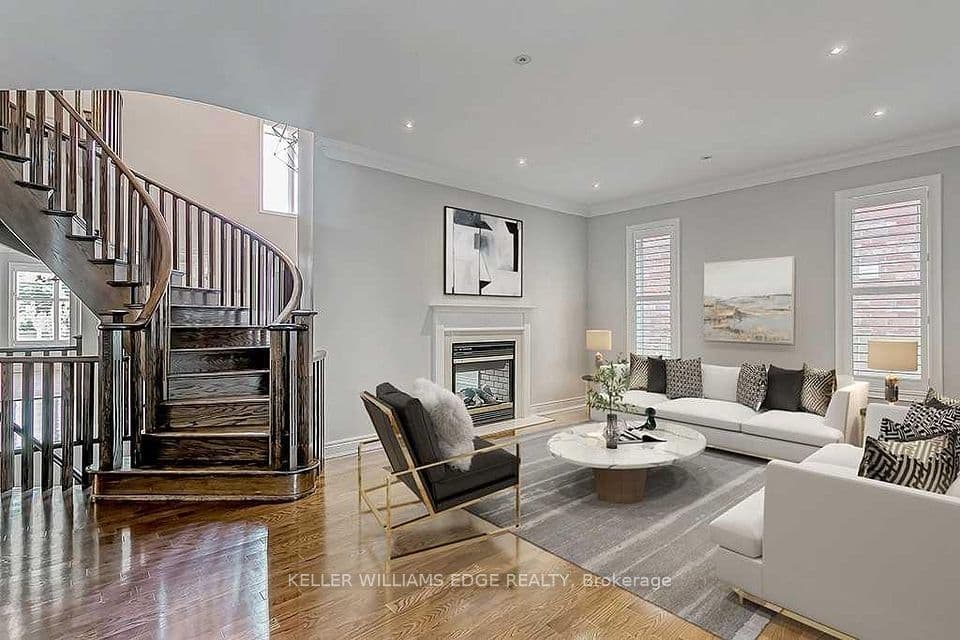 2384 Rock Point Drive, Oakville, ON L6H 7V3 – photo 3