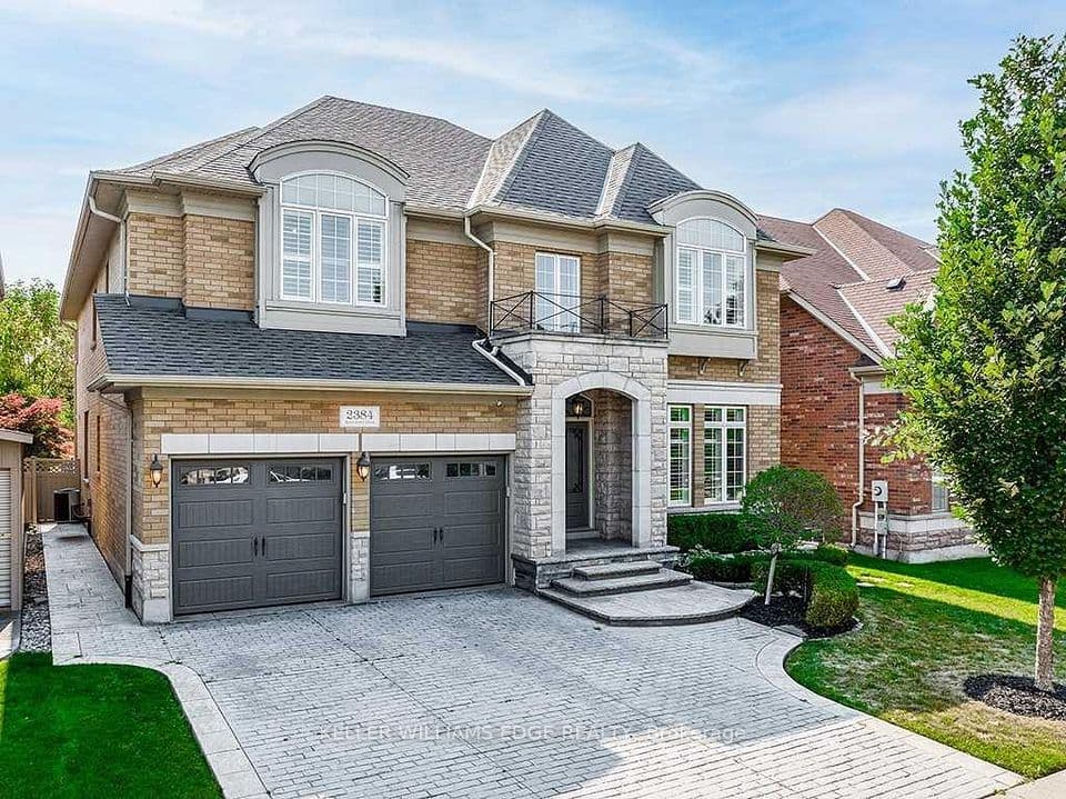 2384 Rock Point Drive, Oakville, ON L6H 7V3 – main photo
