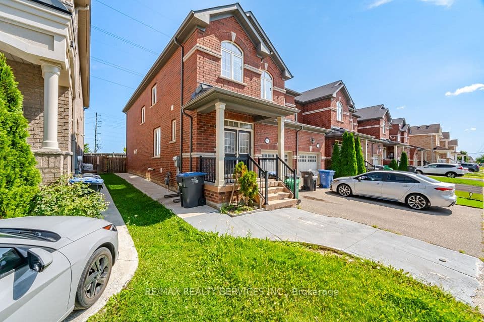 98 Teal Crest Circle, Brampton, ON L6X 2Z4 – photo 2
