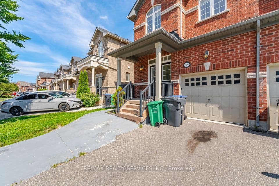 98 Teal Crest Circle, Brampton, ON L6X 2Z4 – photo 3