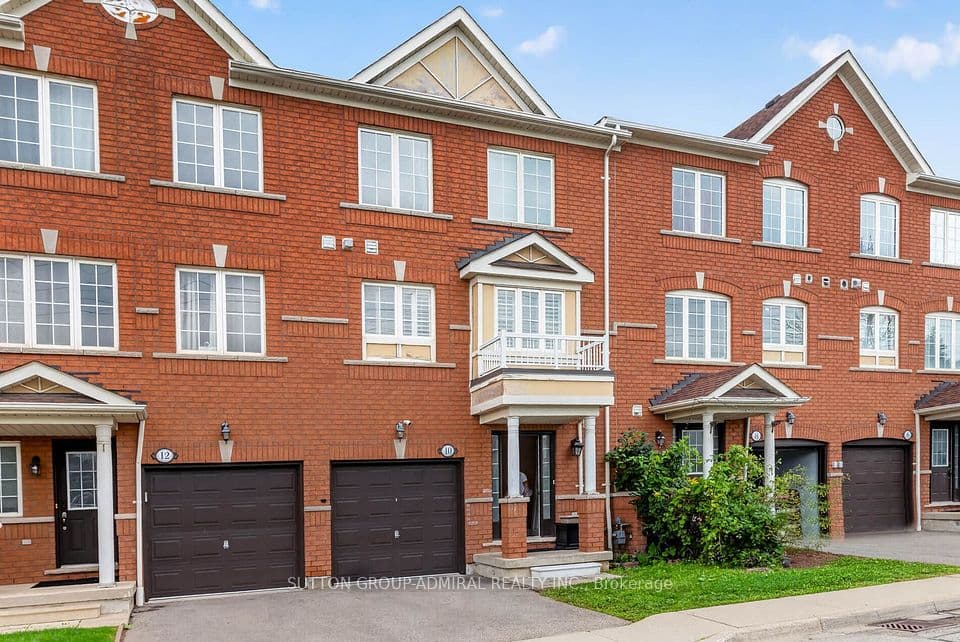 520 Novo Star Drive 10, Mississauga, ON L5W 1X7 – main photo