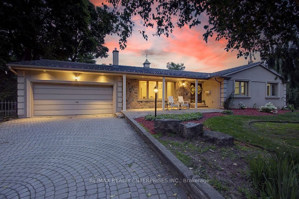 551 Cochise Crescent, Mississauga, ON L5H 1Y3 – main photo