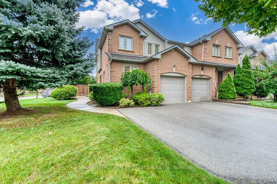 2455 New Wood Drive, Oakville, ON L6H 5Y3 – photo 2