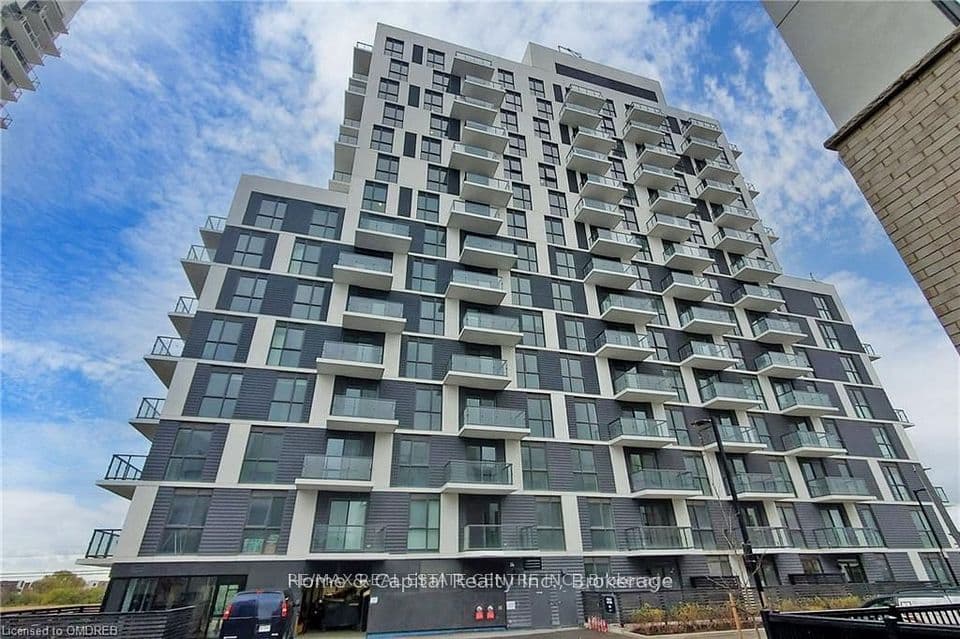 345 Wheat Boom Drive #102, Oakville, ON L6H 7X4 – main photo