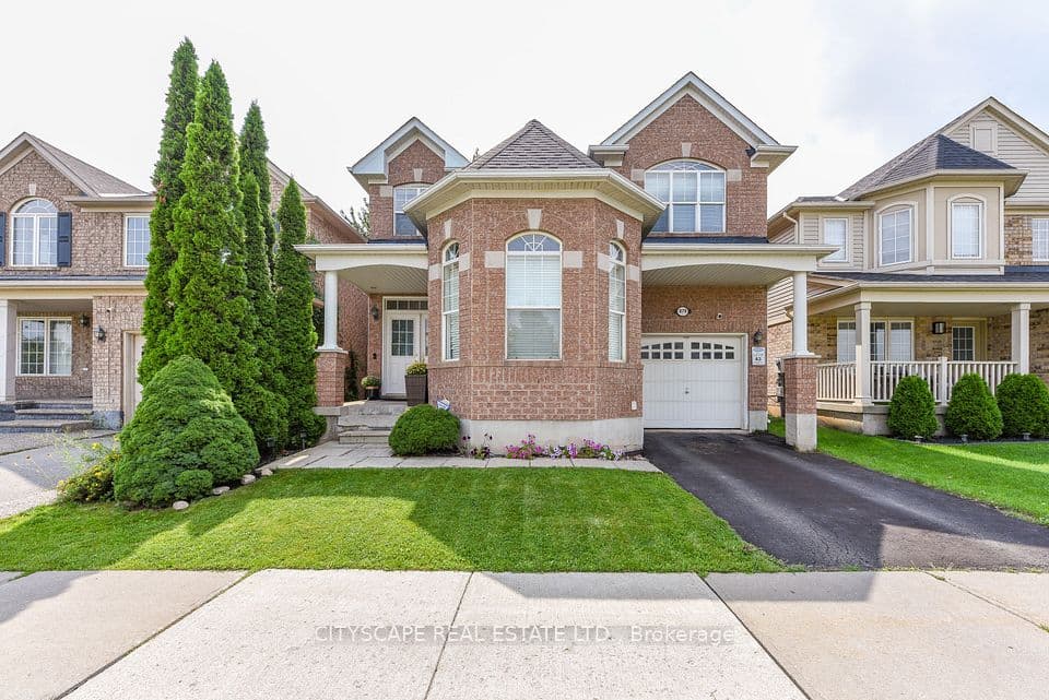 879 Bennett Boulevard, Milton, ON L9T 6X9 – main photo