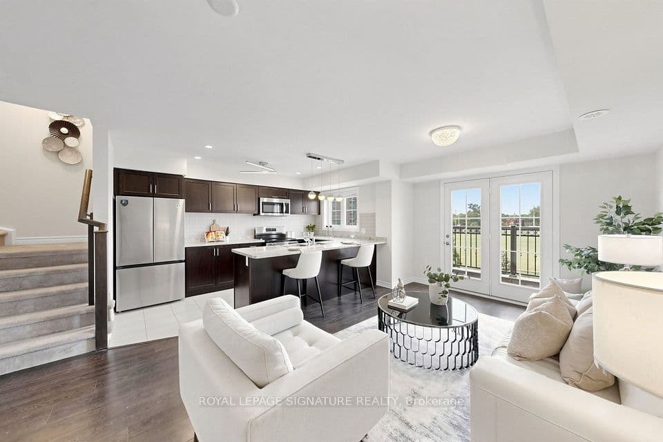 2441 Greenwich Drive 11, Oakville, ON L6M 0S3 – main photo
