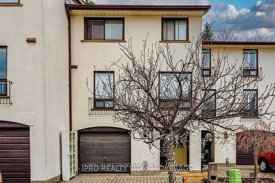 6679 SHELTER BAY Road 46, Mississauga, ON L5N 2A2 – main photo