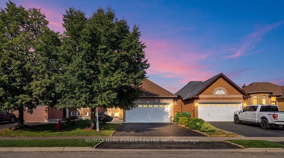 111 Springview Drive, Brampton, ON L6X 4K3 – main photo