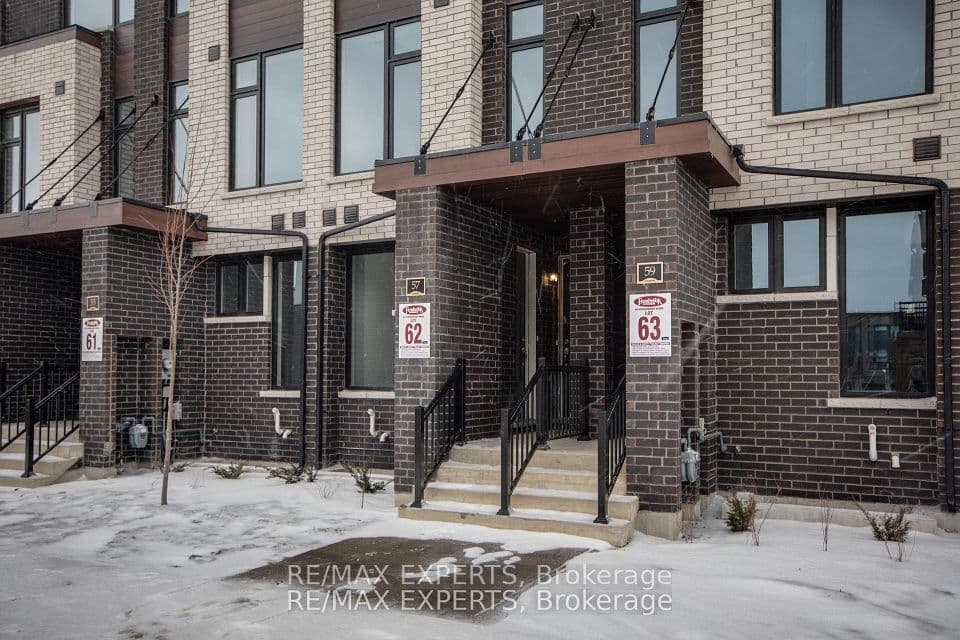 57 Creekbank Road, Toronto, ON M6L 0A3 – photo 2