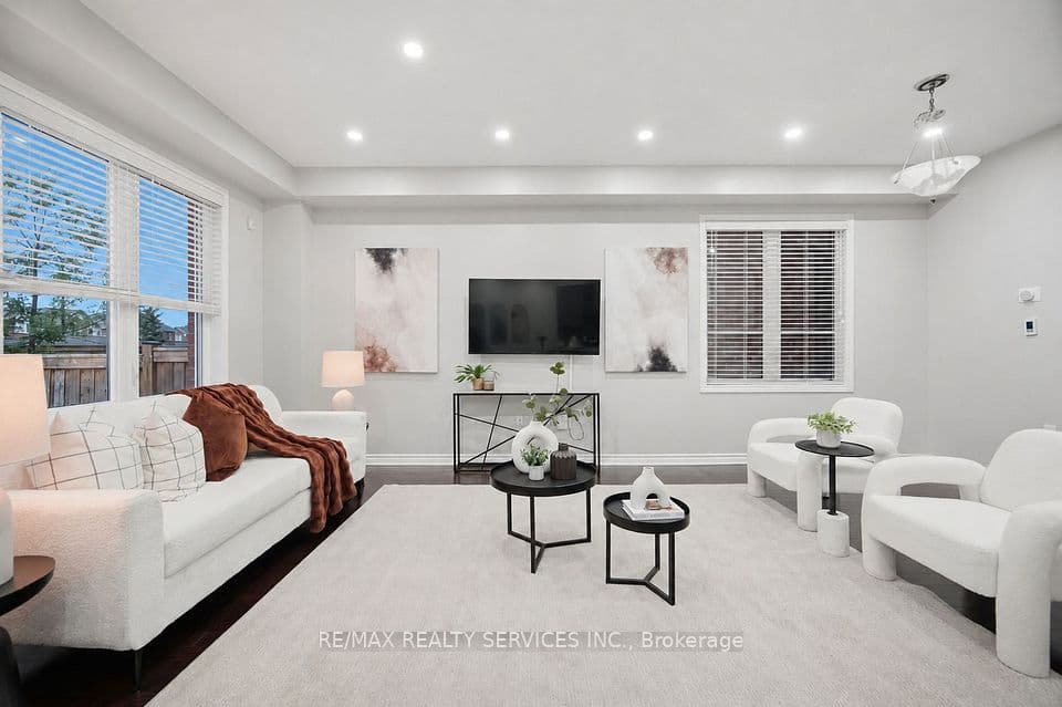 3 Fenchurch Drive, Brampton, ON L7A 4G5 – photo 3
