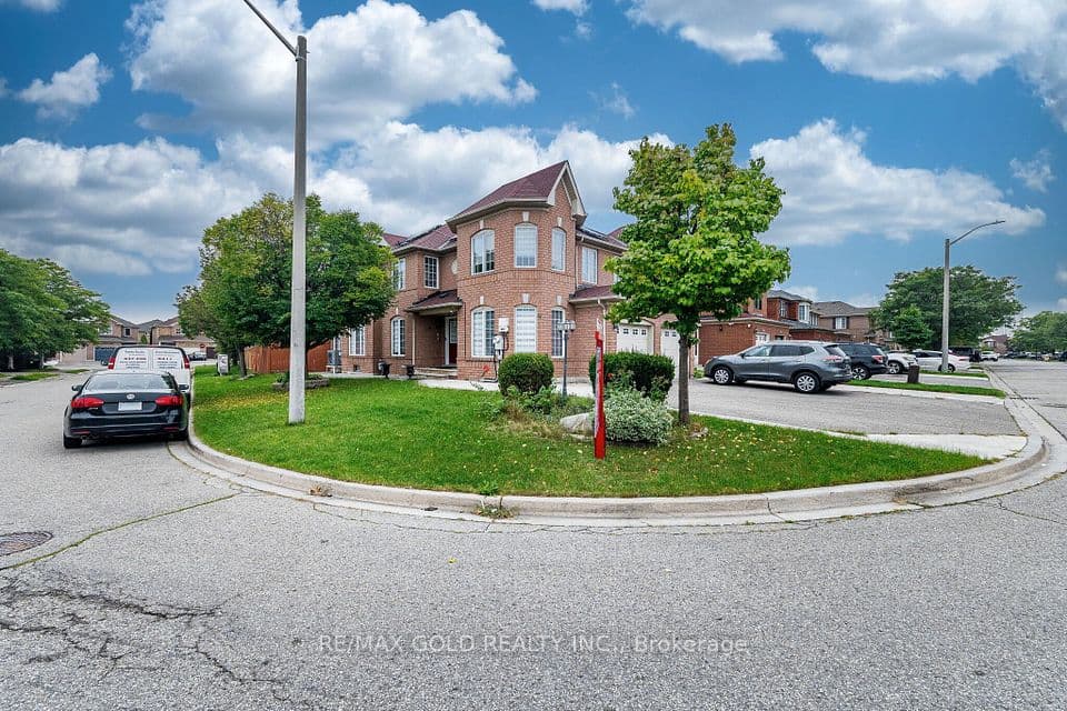 55 Secord Crescent, Brampton, ON L6X 4Y8 – photo 3