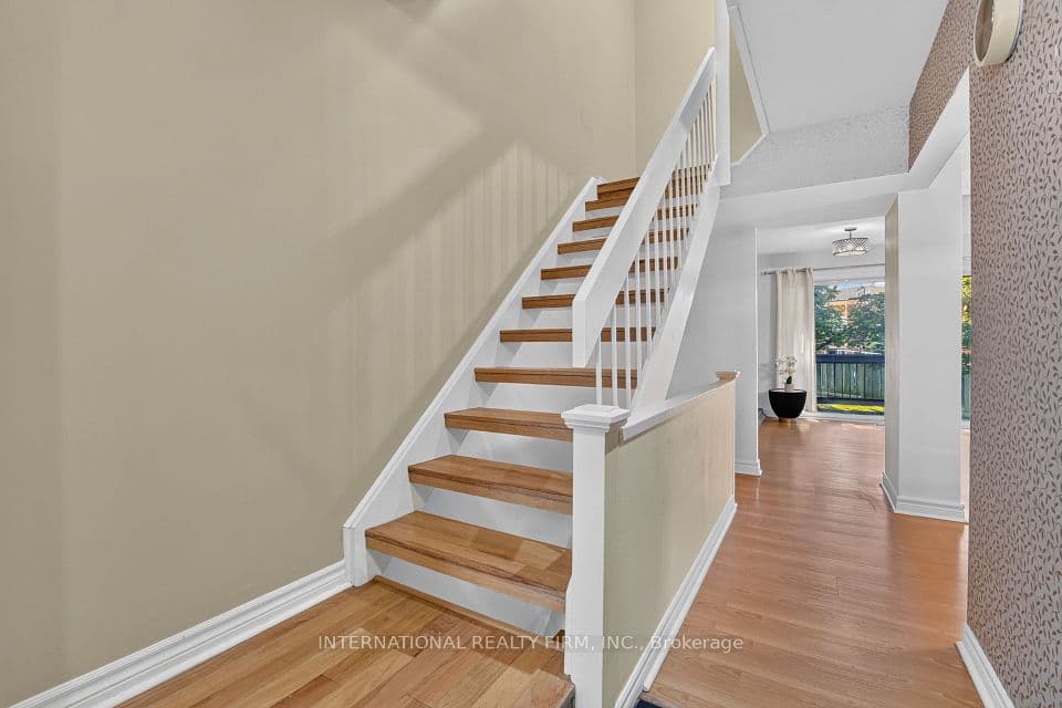 6855 Glen Erin Drive 15, Mississauga, ON L5N 1P6 – photo 3