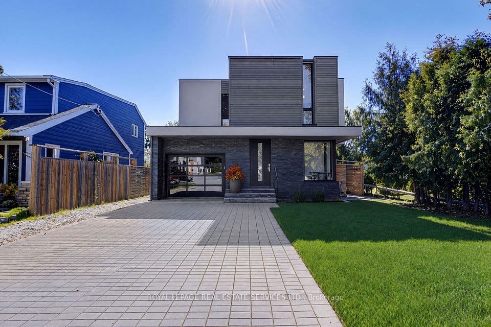 38 Stewart Street, Oakville, ON L6K 1X5 – main photo