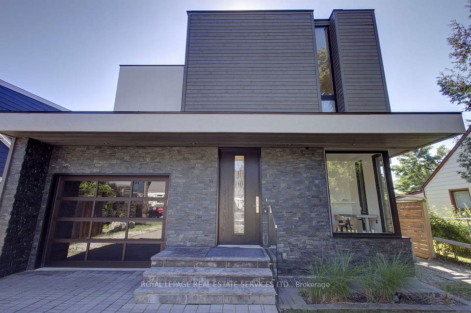38 Stewart Street, Oakville, ON L6K 1X5 – photo 2
