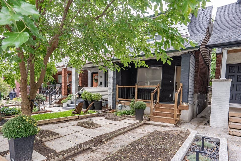 100 ROSETHORN Avenue, Toronto, ON M6N 3L1 – photo 2