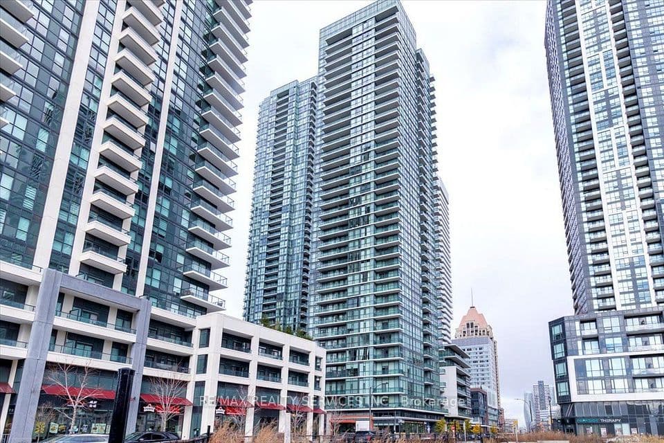 4065 Brickstone Mews 2206, Mississauga, ON L5B 0G3 – main photo
