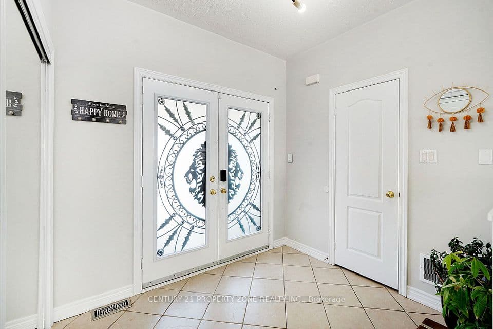 221 Andrews Trail, Milton, ON L9T 6S7 – photo 2