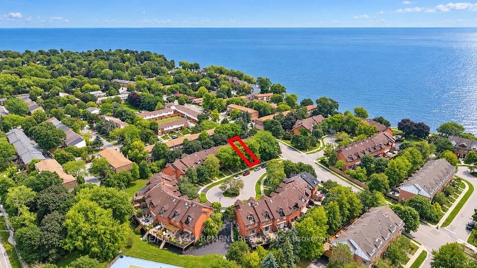 45 Tradewind Drive, Oakville, ON L6L 6K9 – photo 2