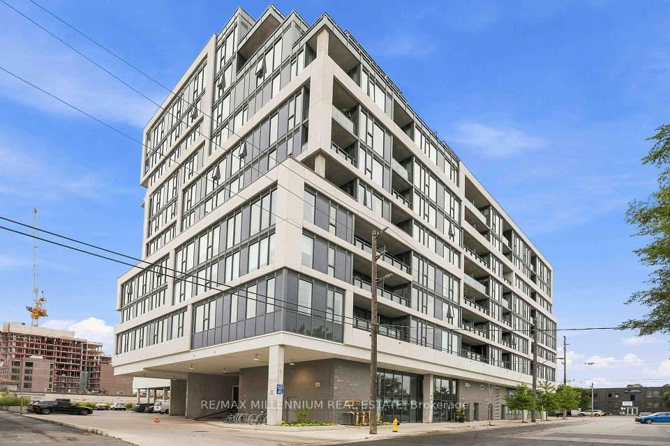 859 The Queensway 217, Toronto, ON M8Z 1N8 – main photo
