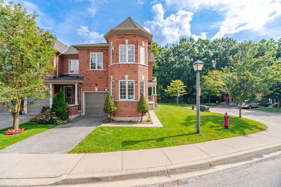 7360 Zinnia Place 124, Mississauga, ON L5W 2A5 – main photo