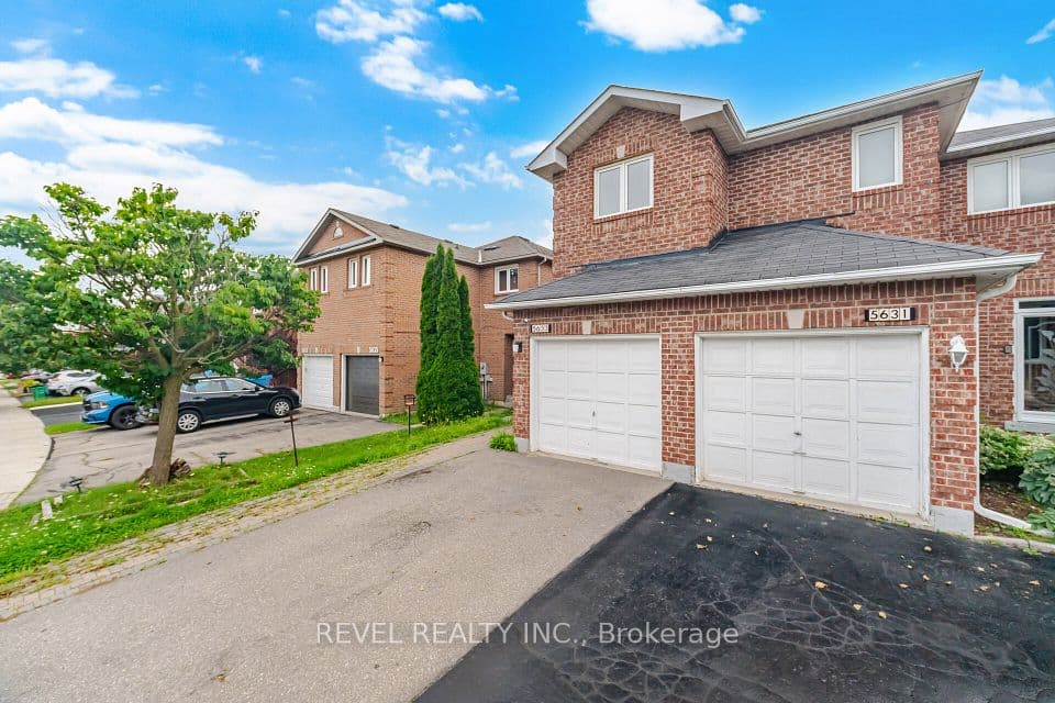 5633 Cortina Crescent, Mississauga, ON L4Z 3R3 – photo 3