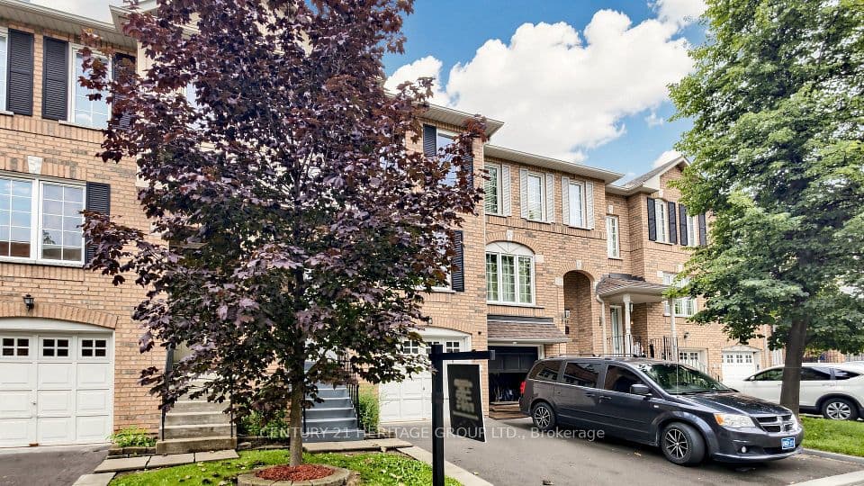 Unit 39, 2 Clay Brick Court, Brampton, ON L6V 4M7 – photo 2