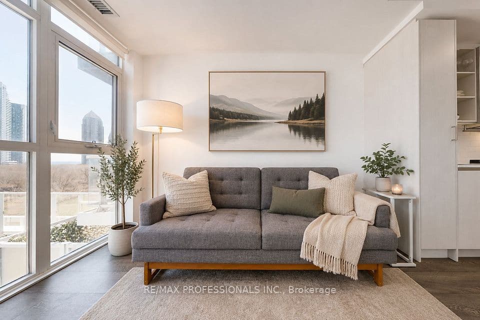 251 Manitoba Street 504, Toronto, ON M8Y 0C7 – photo 2