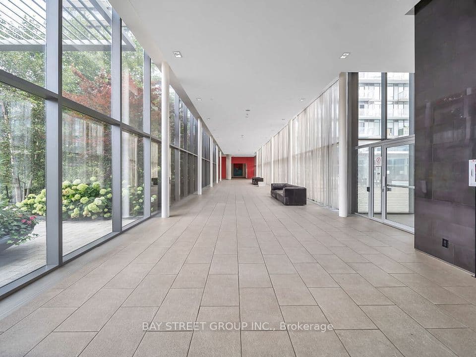 105 The Queensway Avenue 1501, Toronto, ON M6G 5B5 – photo 3