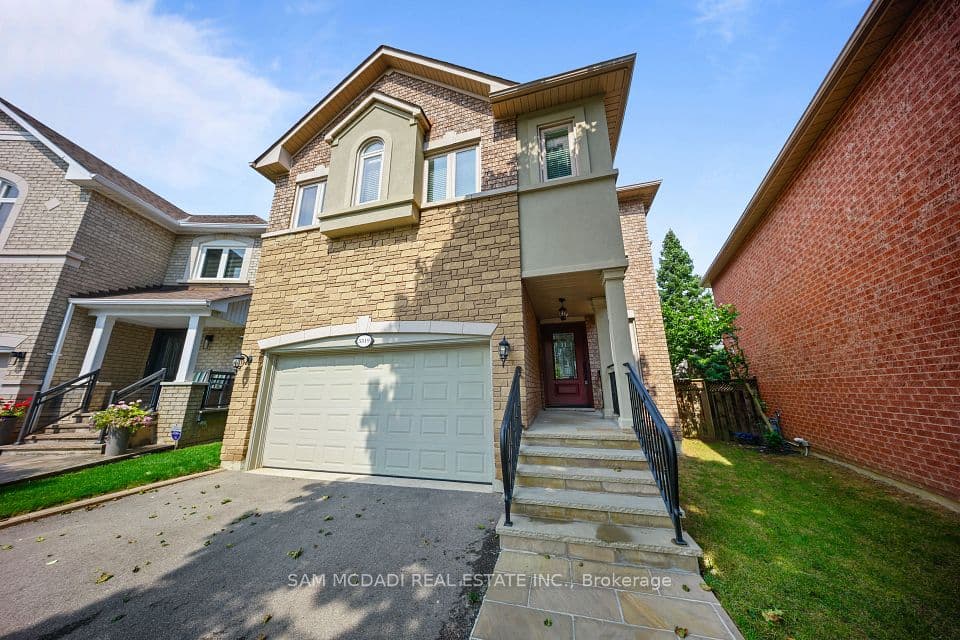 5519 Windy Hill Court, Mississauga, ON L4Z 3W4 – photo 2