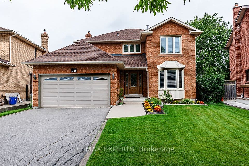 1343 Greenwood Crescent, Oakville, ON L6J 6V4 – main photo