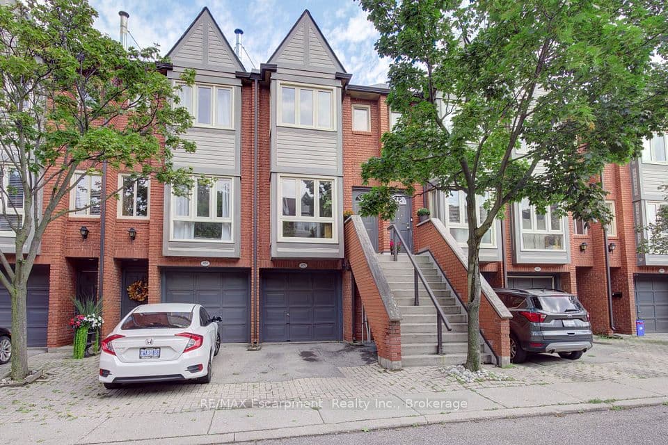 895 Maple Avenue 425, Burlington, ON L7S 2H7 – photo 2
