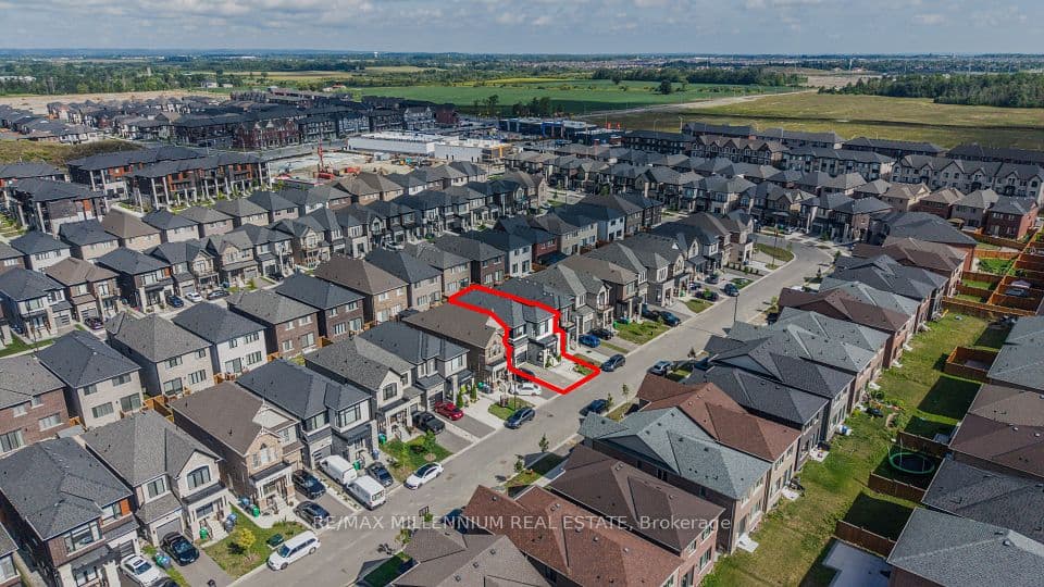 20 Calabria Drive, Caledon, ON L7C 4L3 – main photo
