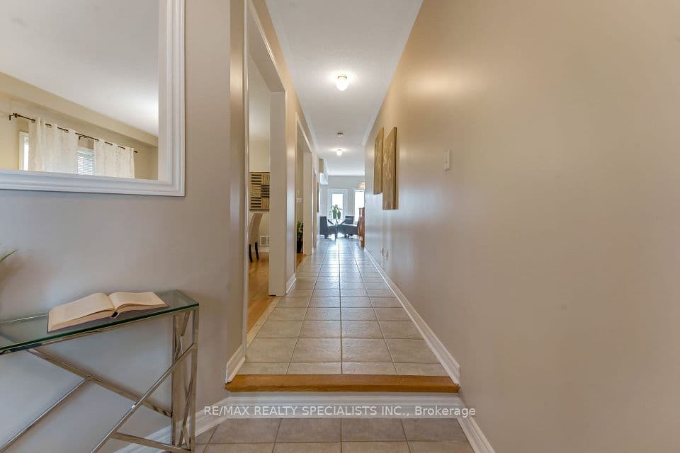 59 Masters Green Crescent, Brampton, ON L7A 3K6 – photo 3