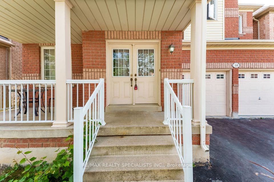 59 Masters Green Crescent, Brampton, ON L7A 3K6 – photo 2