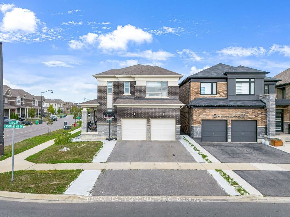 1 Boothill Drive, Brampton, ON L7A 5E5 – main photo