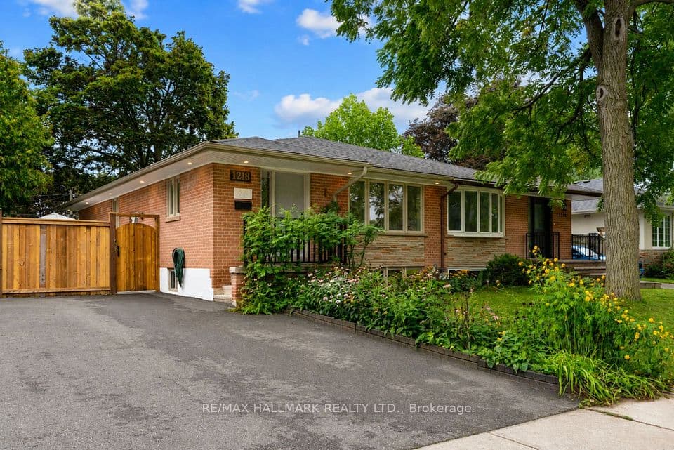 1218 Grange Road, Oakville, ON L6H 1P7 – main photo