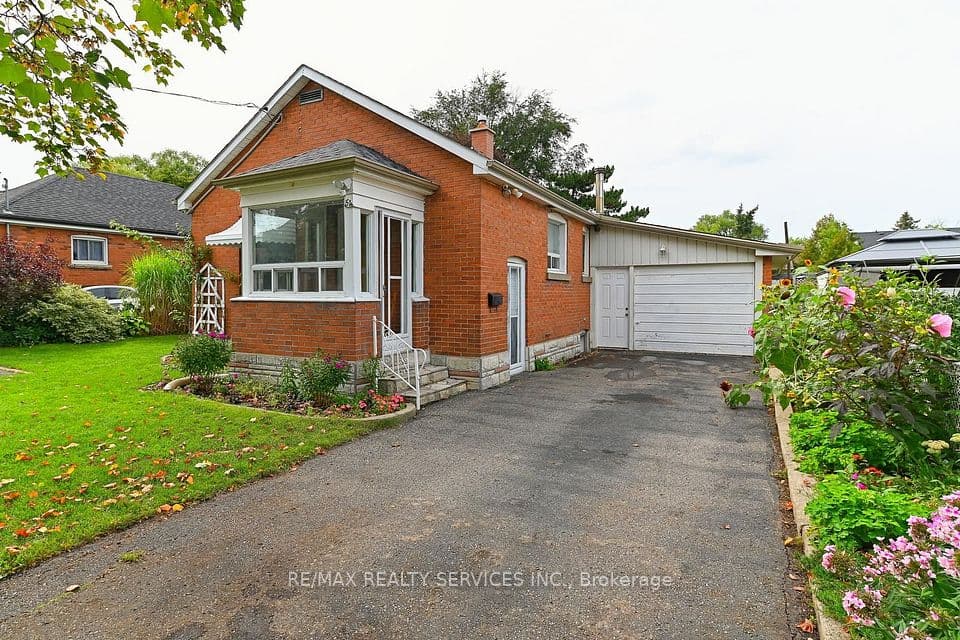 54 Woodward Avenue, Brampton, ON L6V 1K4 – photo 2