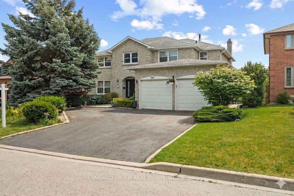 10 Whitmore Court, Brampton, ON L6Z 2A5 – main photo
