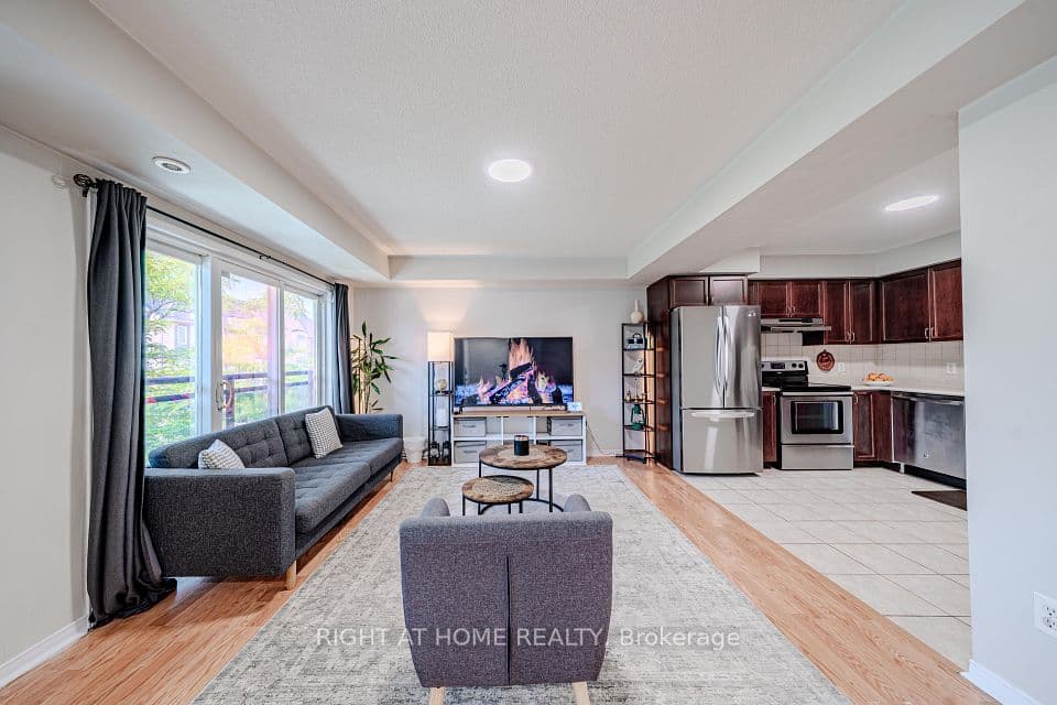 5035 Oscar Peterson Boulevard N 100, Mississauga, ON L5M 0P4 – photo 3
