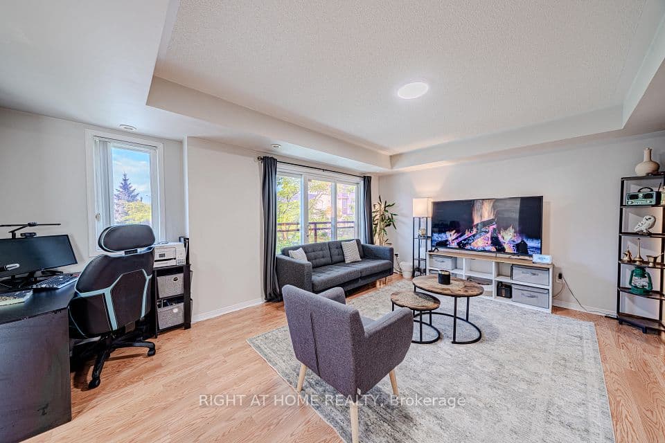 5035 Oscar Peterson Boulevard N 100, Mississauga, ON L5M 0P4 – photo 2
